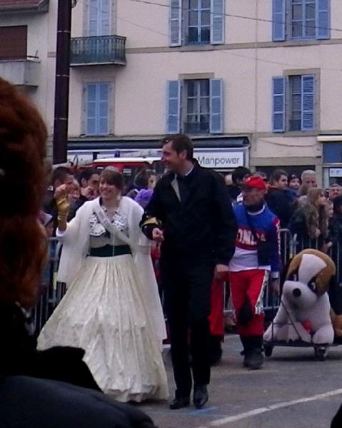Alain Chrtien, maire de Vesoul, et Miss Carnaval