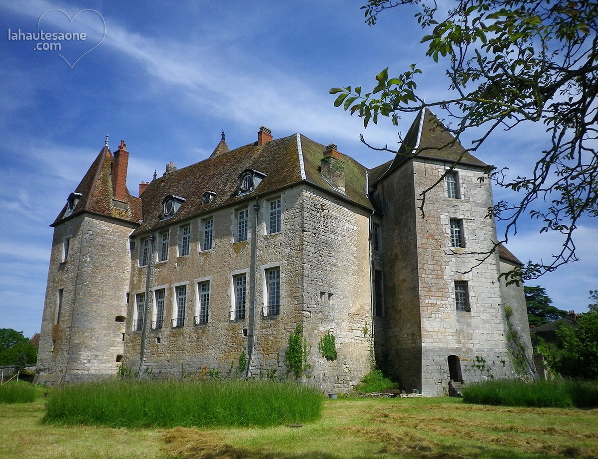 chateau-de-gy-7
