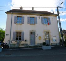 Mairie de Ferrires ls Ray-132e67