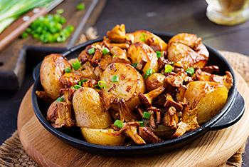 Pommes de terre aux girolles