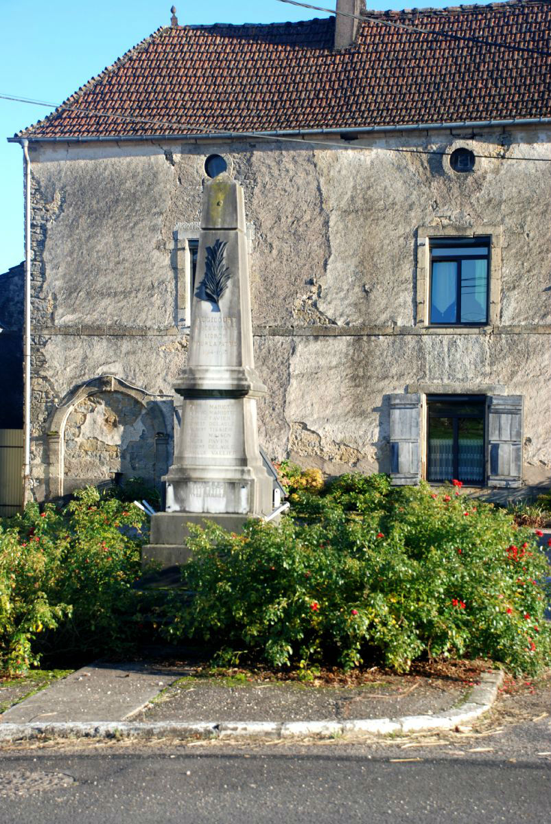 augicourt monument  morts