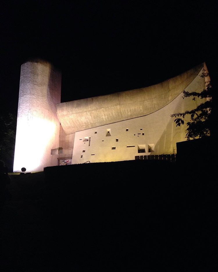 La Chapelle de Ronchamp de nuit