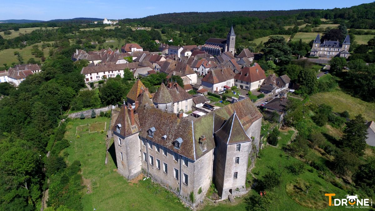 ... ancienne rsidence des Archevques de Besanon.