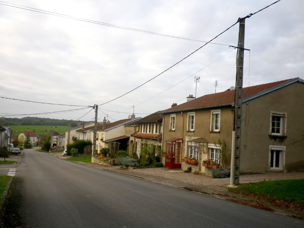 Une rue de Contrglise