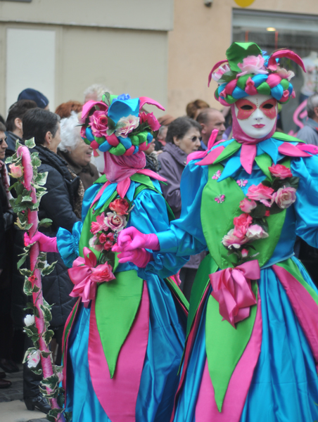 Costumes de printemps