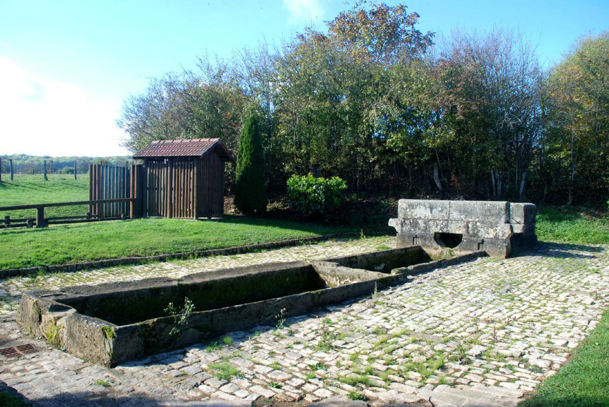 Lavoir dcouvert