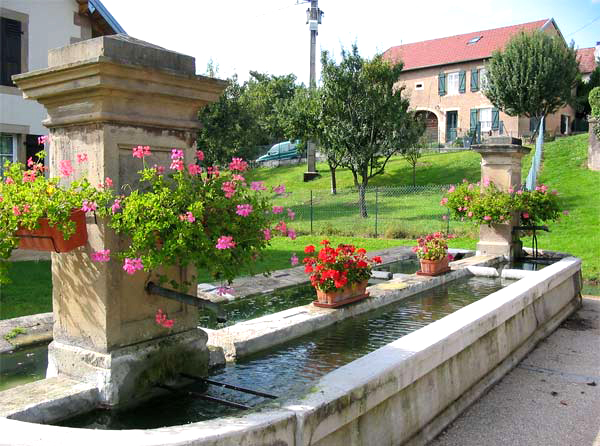 Fontaine à Frederic Fontaine