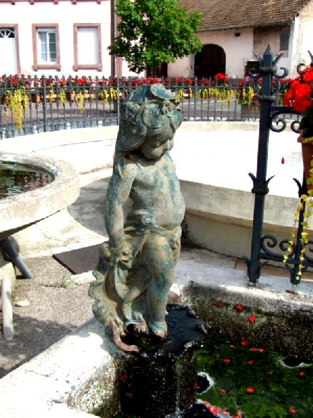 Fontaine de Frahier et Chatebier 