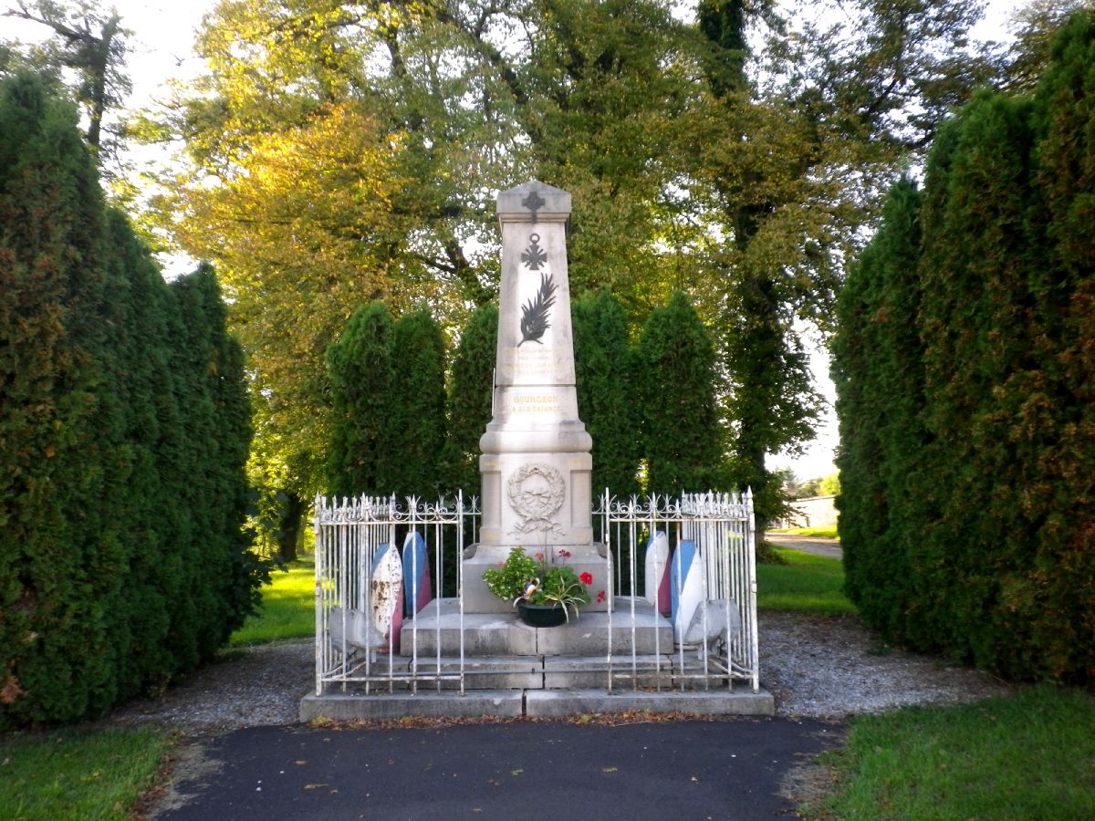 Le monument aux morts