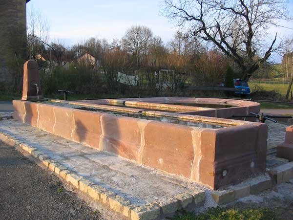 Lavoir rose de Dambenoit