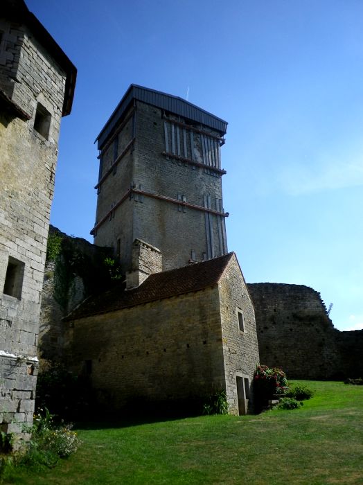 Le four et la tour principale