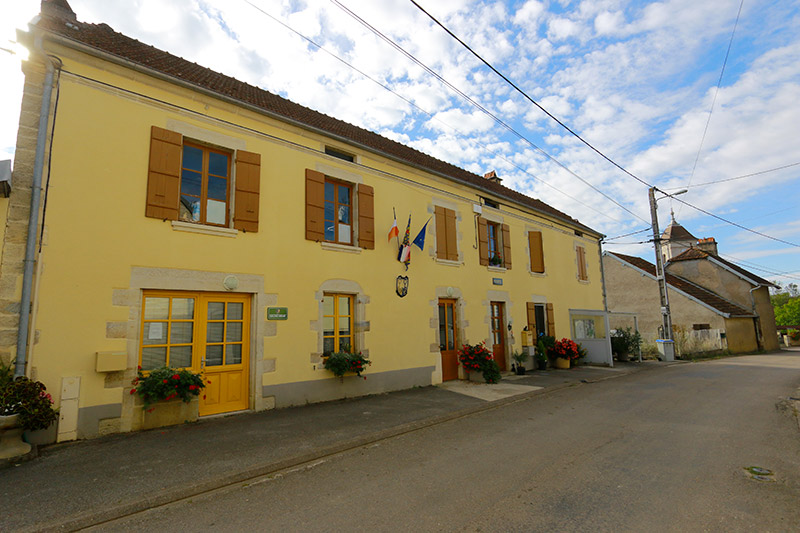 La mairie de Tincey et Pontrebeau