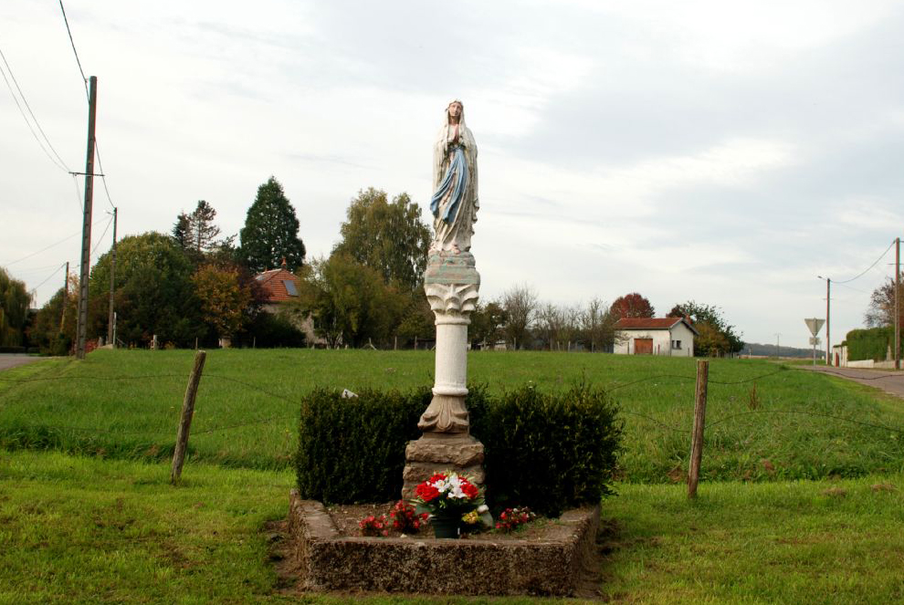 Monument à la Vierge