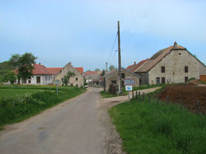 Vue d'ensemble de Villers chemin et Mont ls Etrelles -70