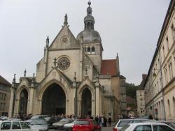 La basilique de Gray, en Haute-Sane