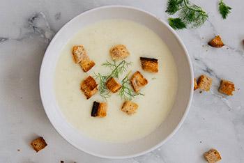 Potage au chou-fleur